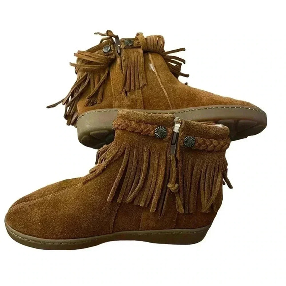 Minnetonka NWOB Womens High‎ Top Back Zip Soft Suede Leather Fringe Boho Boots 6 - Picture 6 of 6